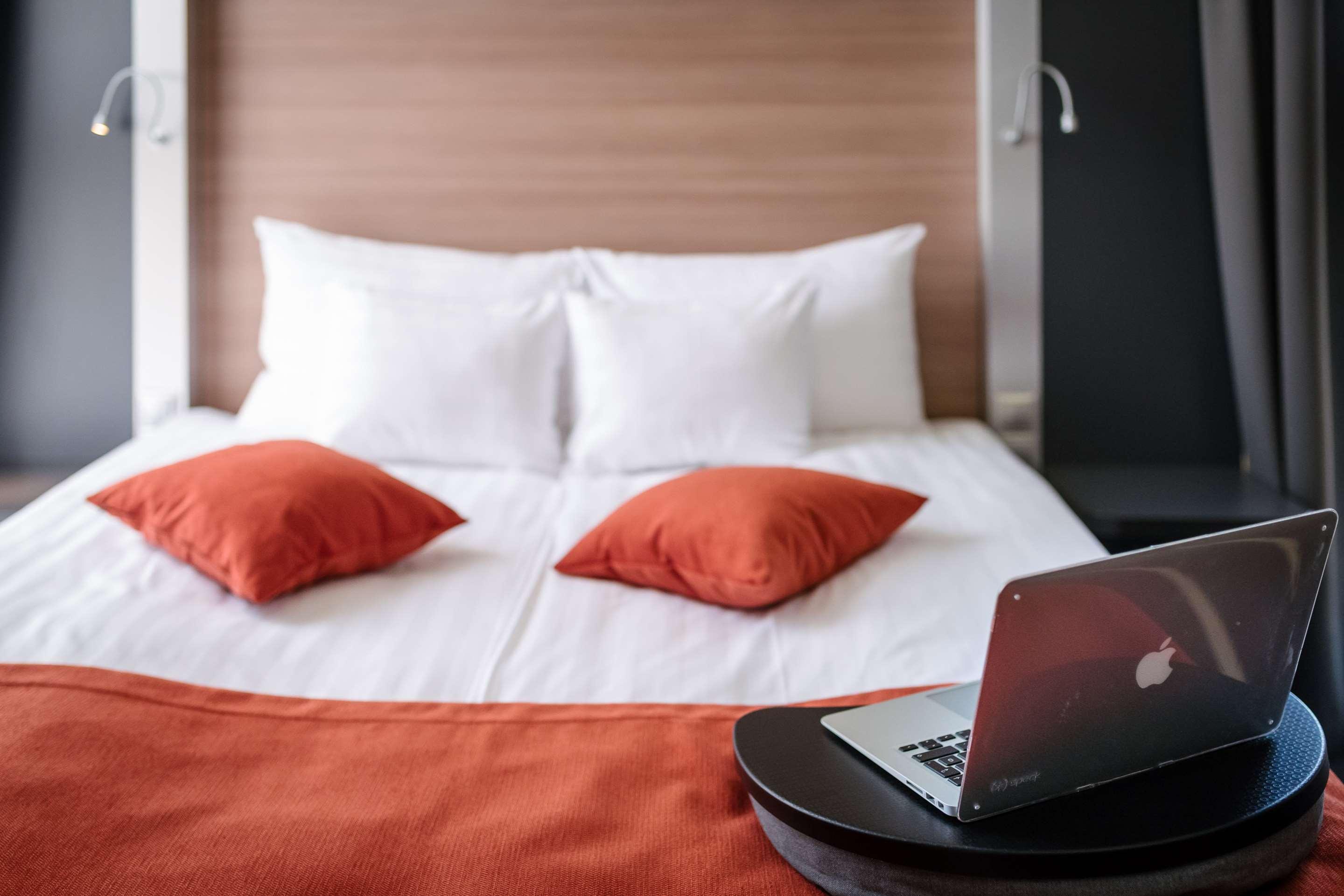 Székesfehérvár Best Western Plus Lakeside Hotel מראה חיצוני תמונה