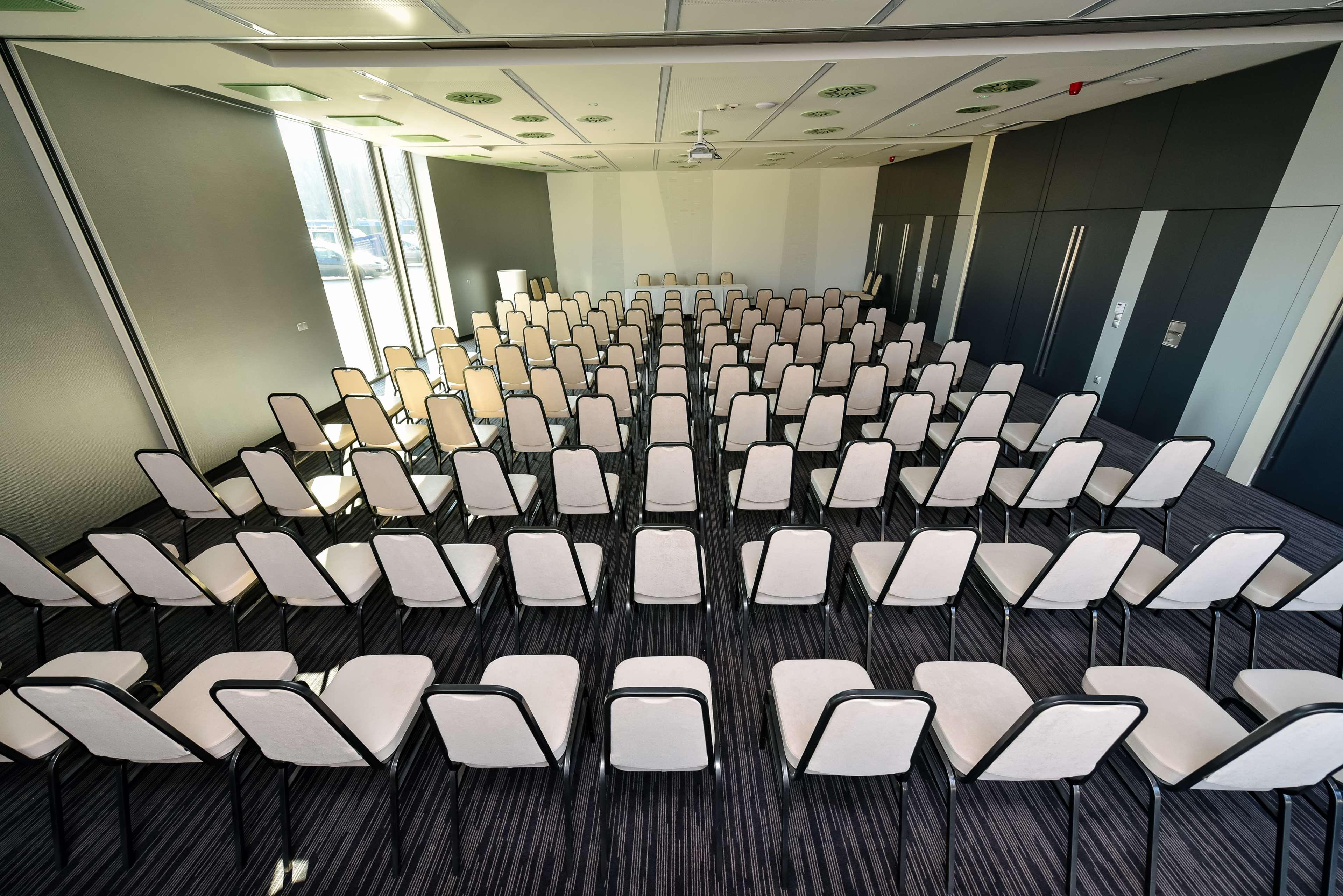 Székesfehérvár Best Western Plus Lakeside Hotel מראה חיצוני תמונה