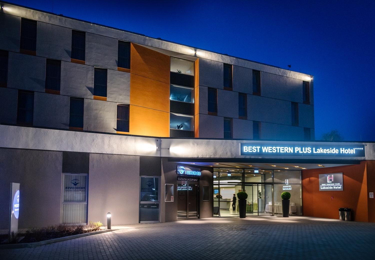 Székesfehérvár Best Western Plus Lakeside Hotel מראה חיצוני תמונה